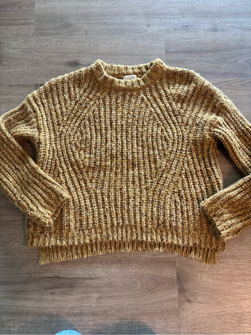 Medium universal thread mustard yellow thick knit sweater